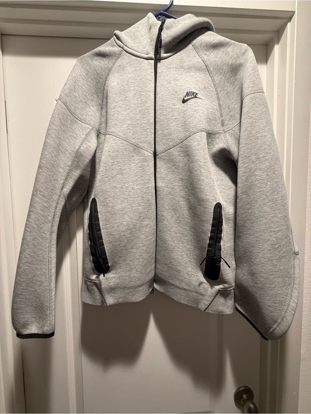 Nike Women's Light Gray Full-Zip Hooded Bomber Jacket
